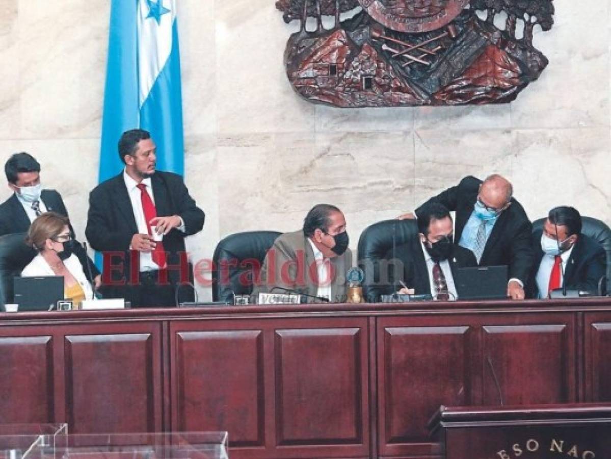 Vienen acciones contra decretos del Congreso publicados en La Gaceta