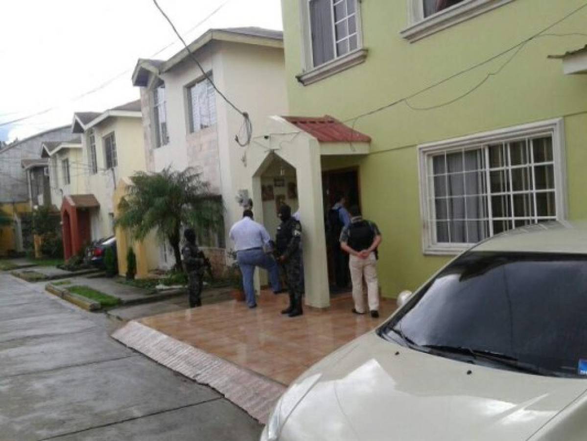 Aseguran vivienda de padre del exdirector del IHSS Mario Zelaya