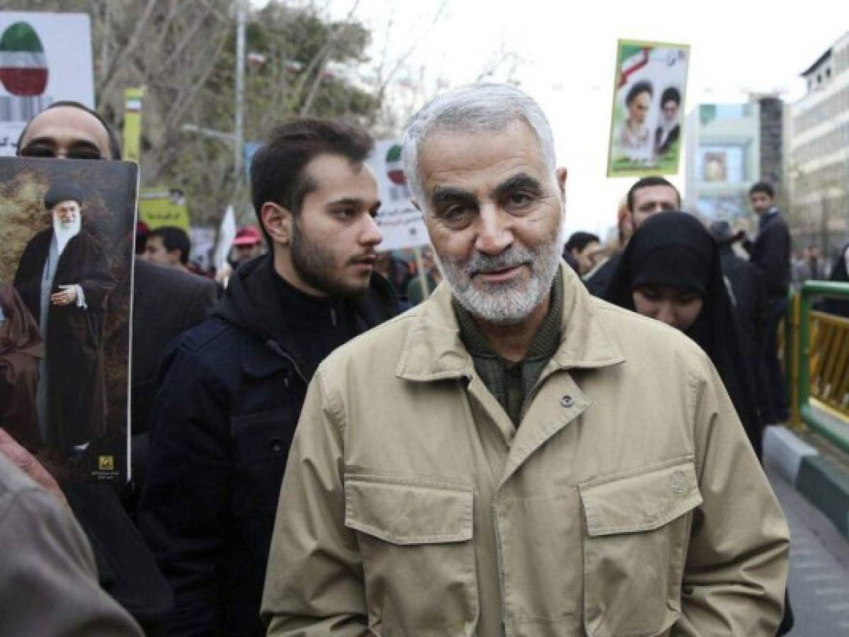 Miles de iraquíes celebran en Bagdad aniversario de la muerte de Soleimani  