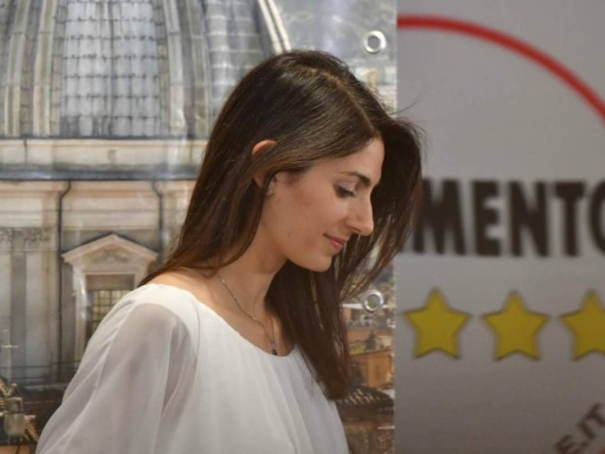 Virginia Raggi se convierte en la primera alcaldesa de Roma