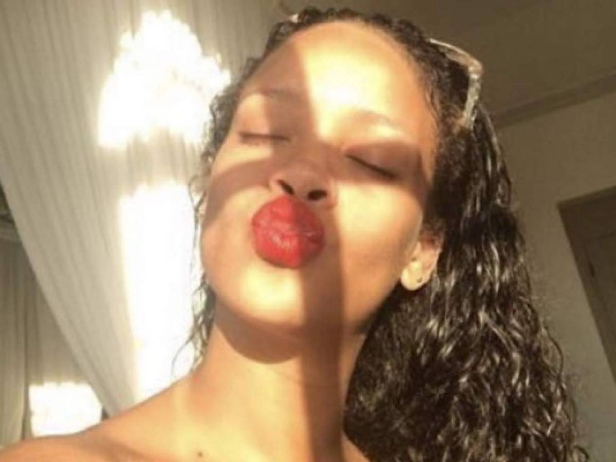 Revelan quién es el misterioso hombre que Rihanna besó en una piscina en España