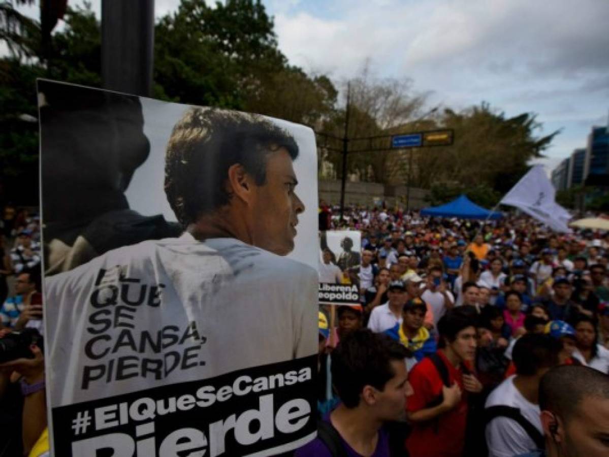 Oposición venezolana marchará a dos años de detención de Leopoldo López