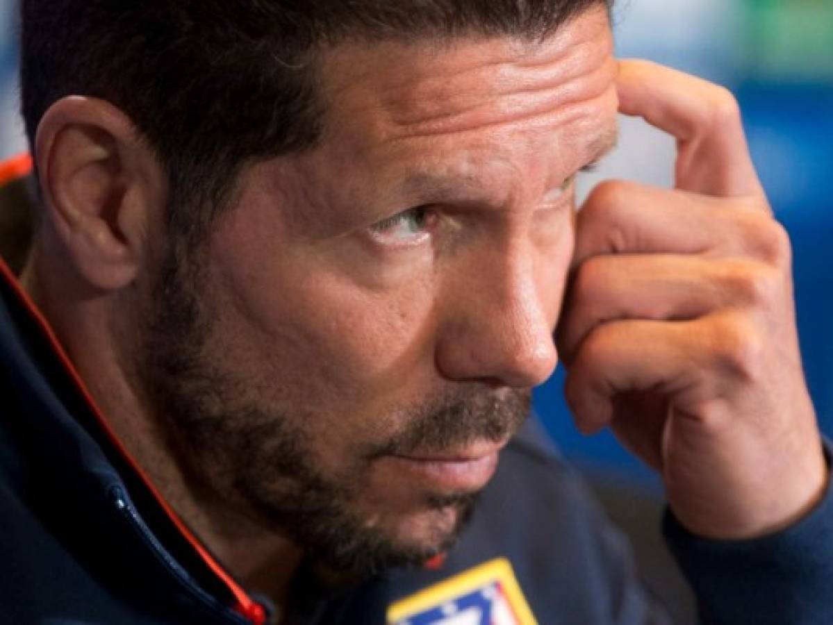 Diego Simeone podría dirigir el Atlético y selección al mismo tiempo