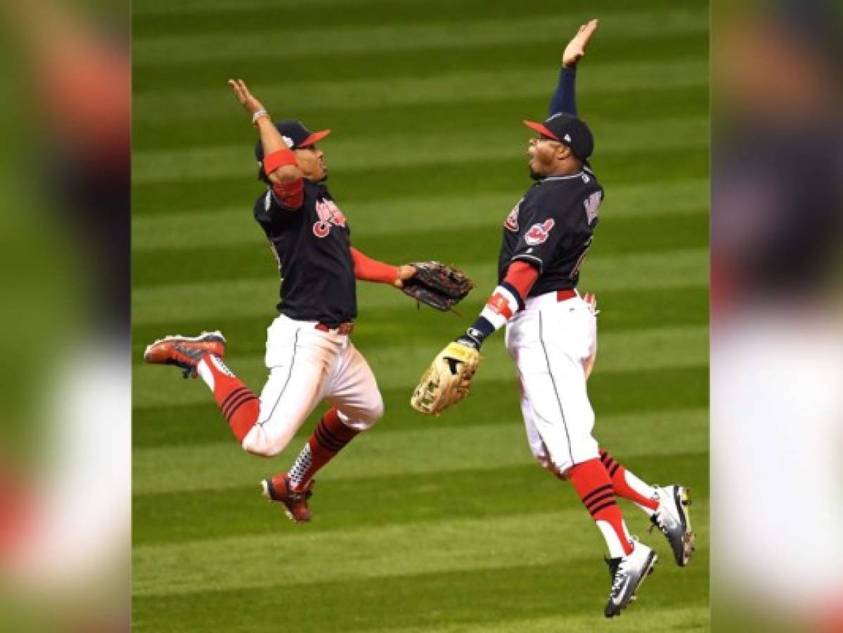 Indios arrancan al frente la Serie Mundial con triunfo de 6x0 sobre los Cachorros