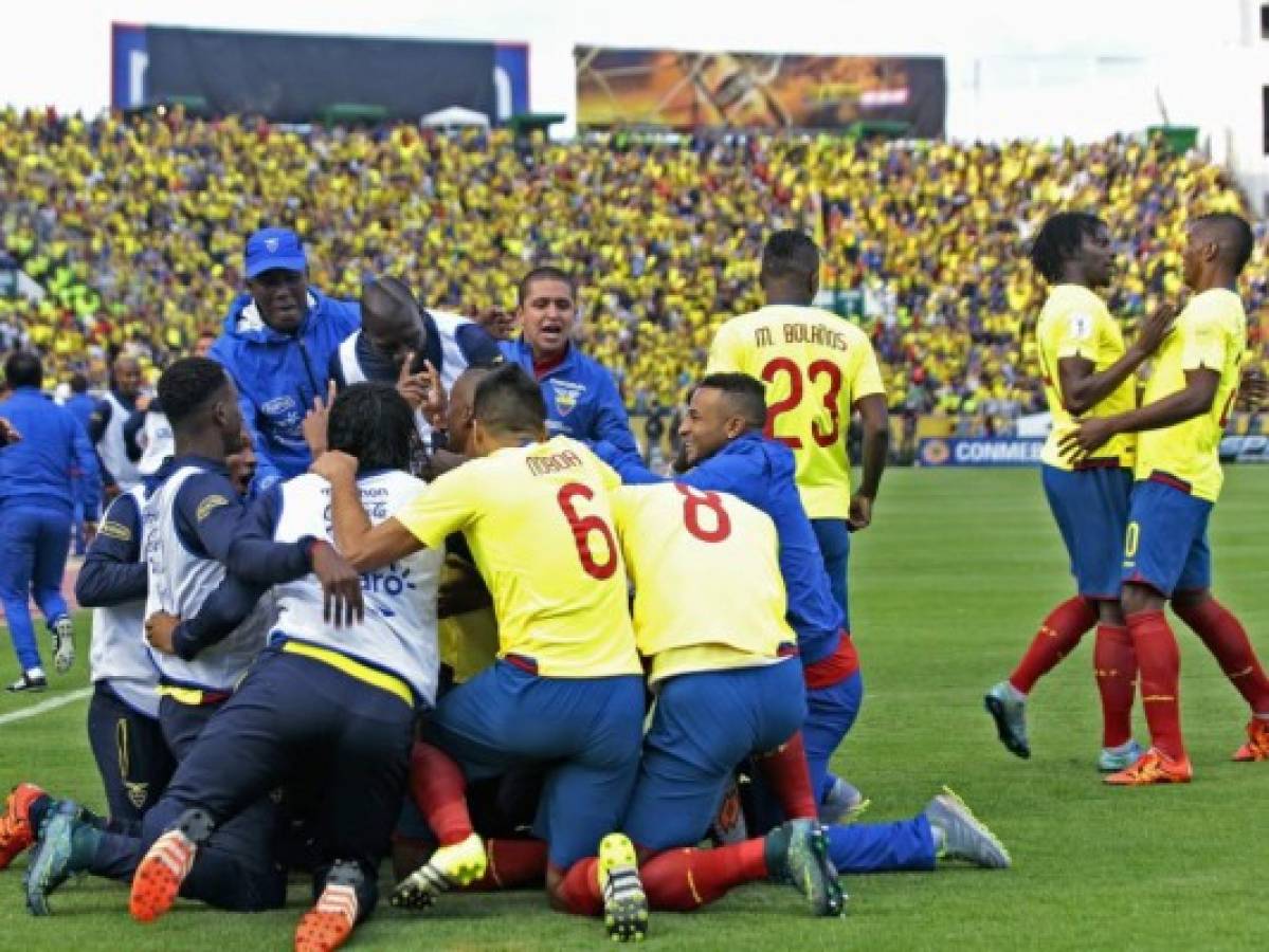 Ecuador gana 2-1 a Uruguay y sigue imparable en clasificatoria sudamericana