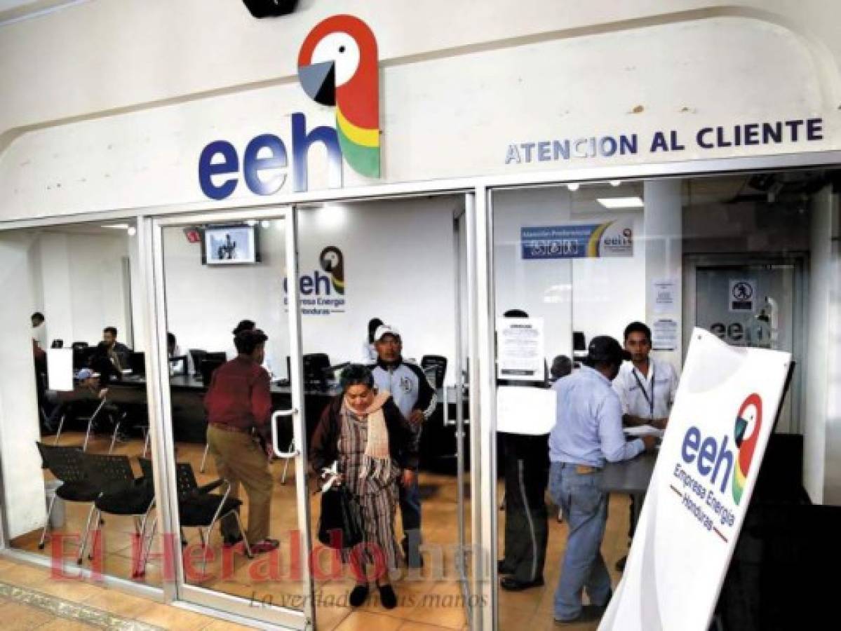 Cerca de 700,000 clientes de la ENEE acumulan 11,480 millones de lempiras en mora