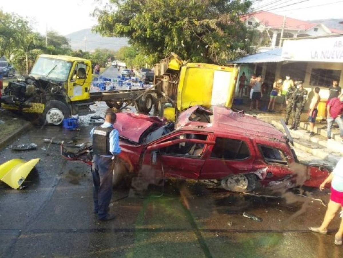 Dos muertos tras fatal accidente vehicular en colonia La Unión de San Pedro Sula