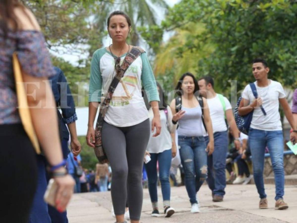 Más de 80,000 alumnos de la UNAH a clases este lunes