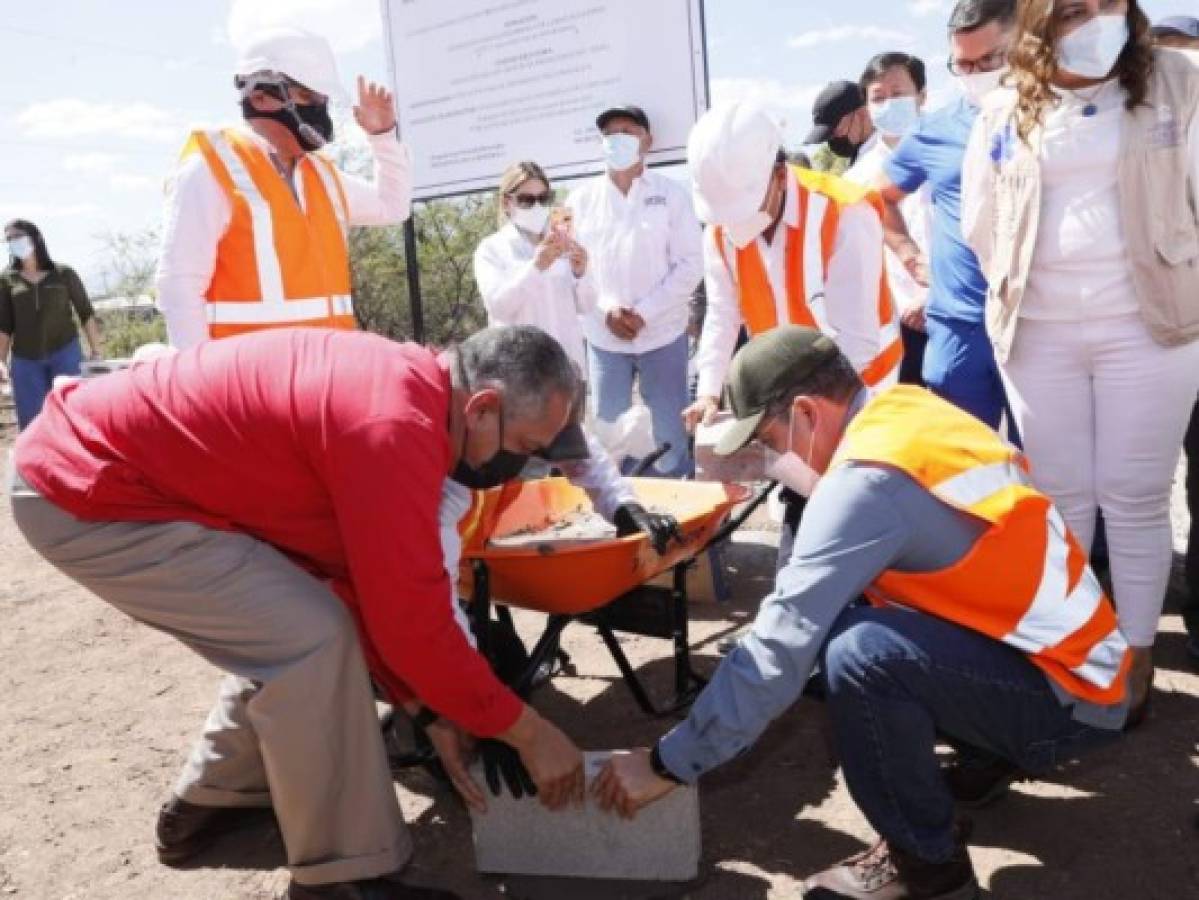 Colocan la primera piedra del Instituto Oncológico Hondureño