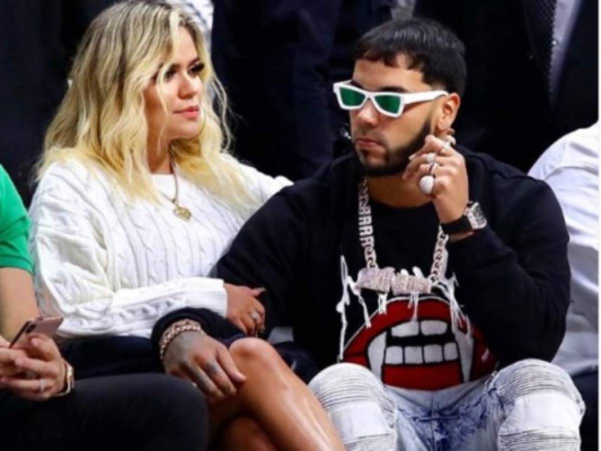 VÍDEO: Karol G y Anuel AA se comprometen tras menos de un año de relación