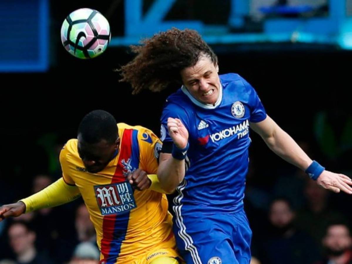 Crystal Palace derrotó al Chelsea en Stamford Bridge; Tottenham gana y se acerca