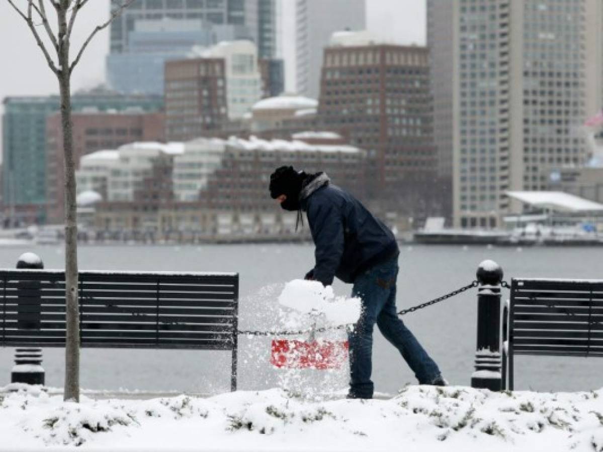 Tormenta invernal afecta noreste de Estados Unidos