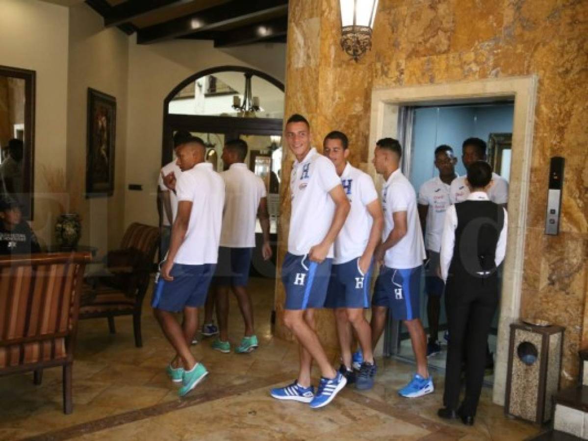 Selección de Honduras sin sobresaltos esta mañana en su hotel de concentración