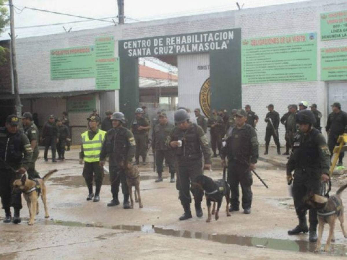 Seis muertos deja requisa policial en cárcel de Bolivia  