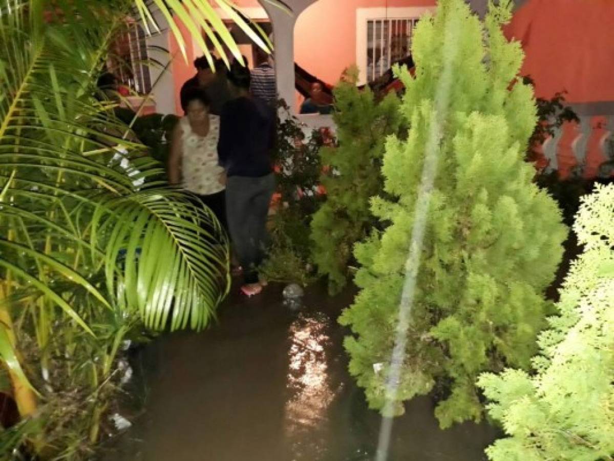 Reportan un desaparecido por lluvias en la capital de Honduras