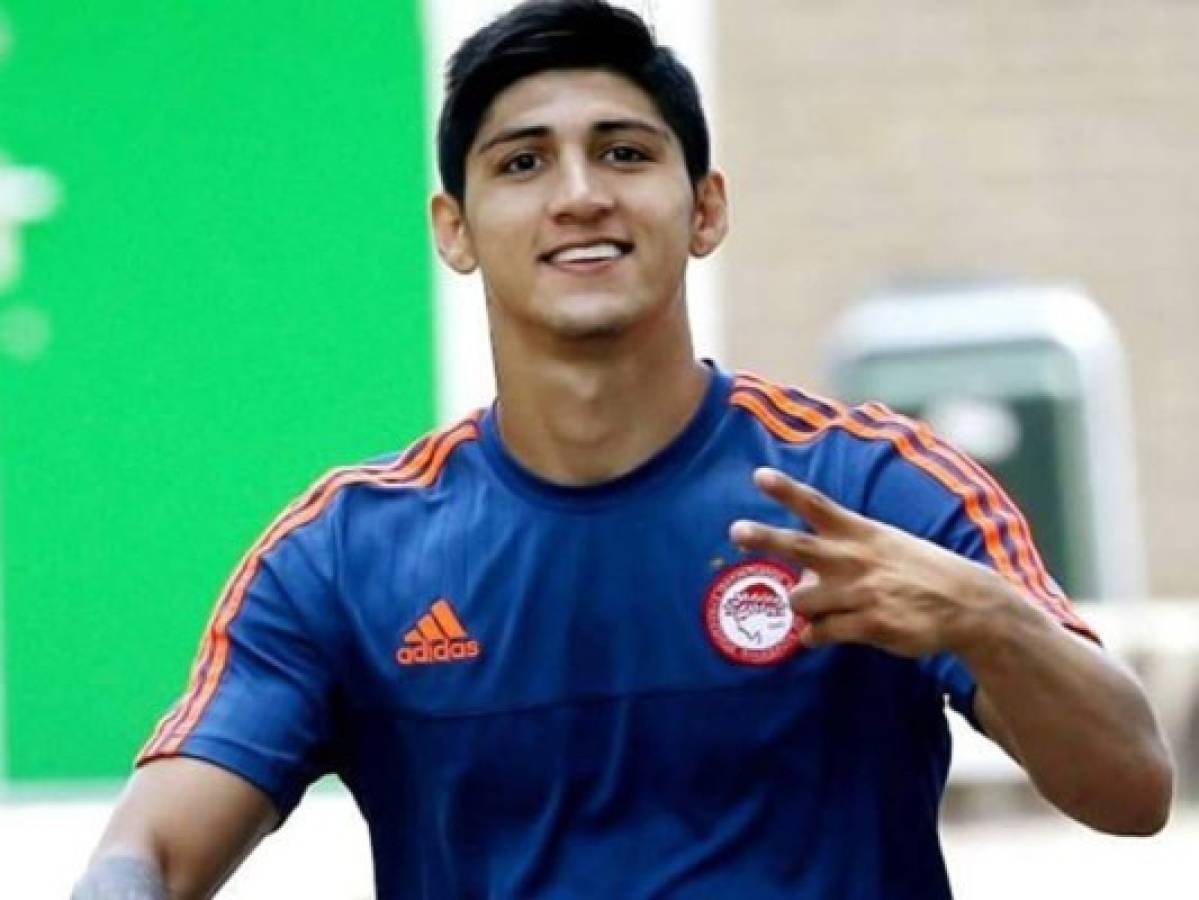 Olympiacos vende al delantero mexicano Pulido al Guadalajara