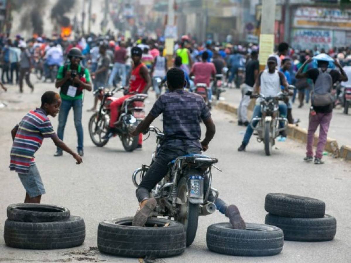 Con balas de goma y gases lacrimógenos dispersan a manifestantes en Haití  