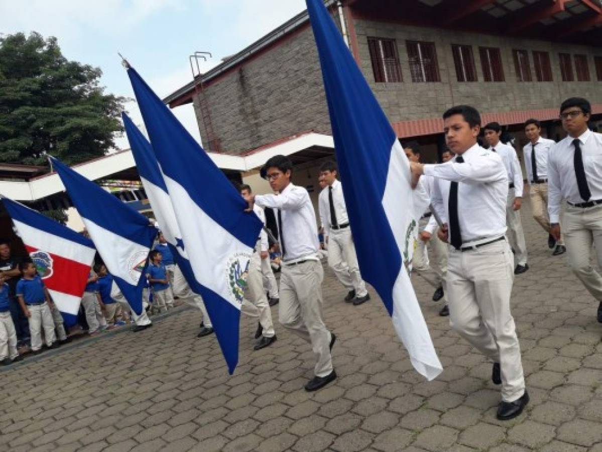 Fomentan el patriotismo en el San Miguel