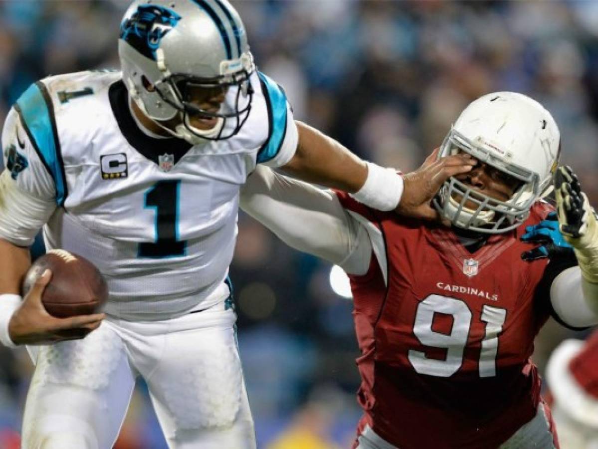 Newton y Panthers humillan a Cardinals y van al Super Bowl