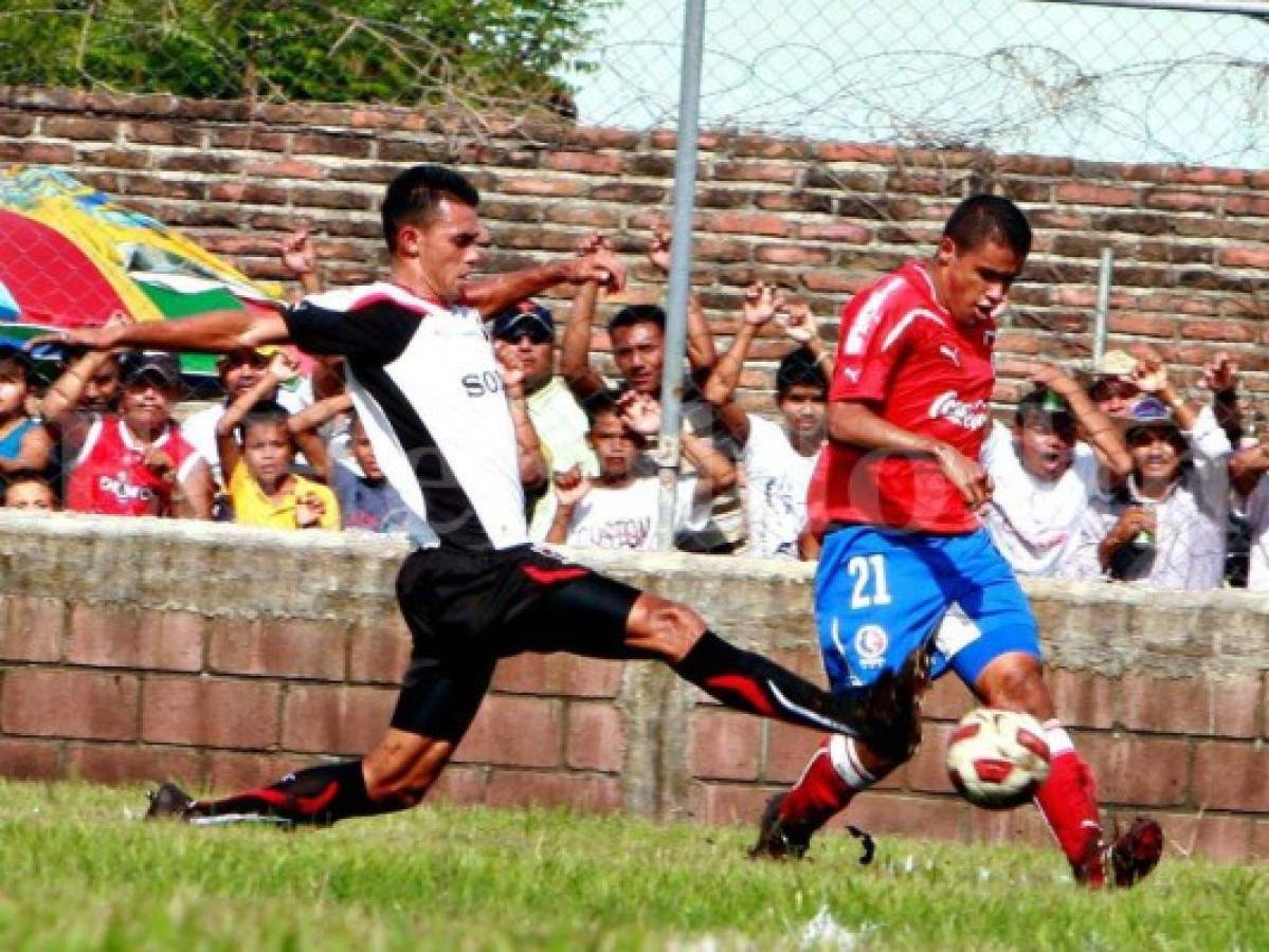 Dos titanes alistan sus mejores ropas para demostrar su valor en Concacaf