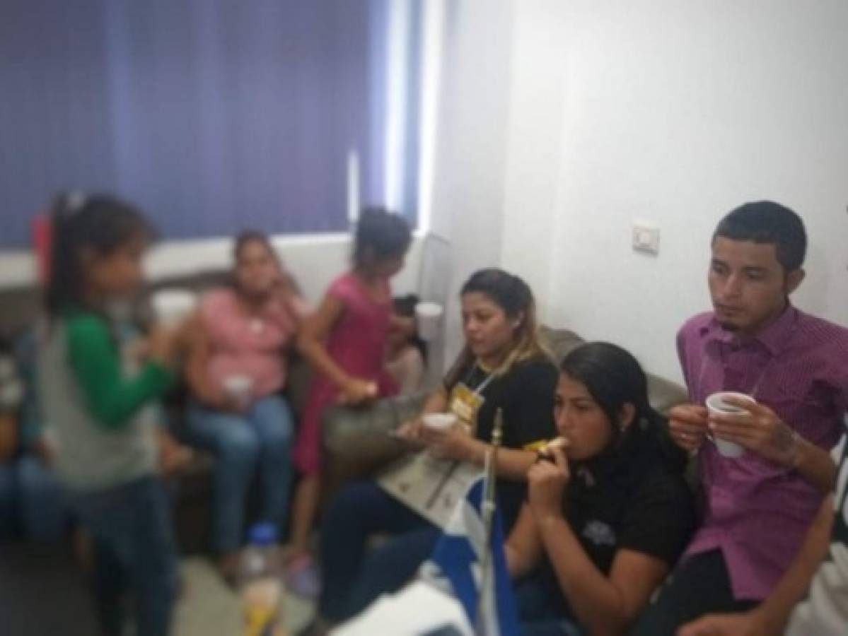 Hondureños fueron desalojados violentamente de albergue en México