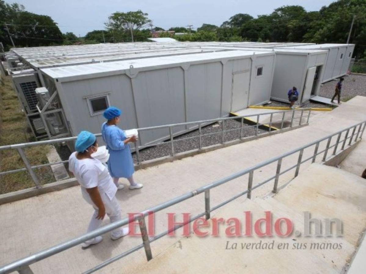 'Lo apagamos y encendemos para que no recaliente': Problemas del aire acondicionado en hospital móvil