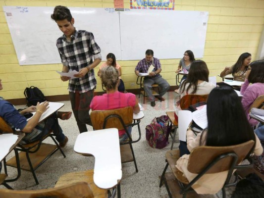 La UNAH recibe este martes a más de 80 mil alumnos