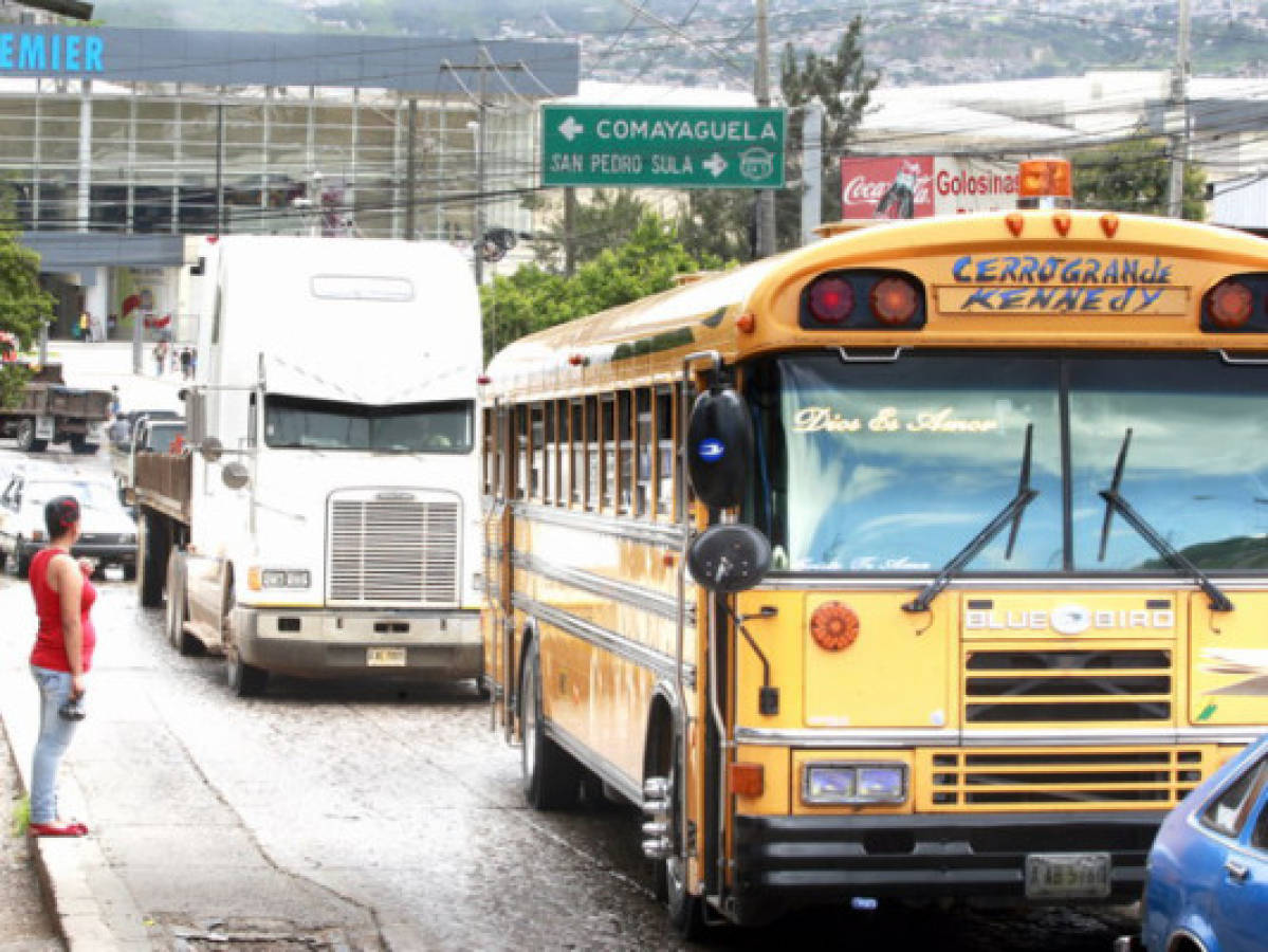 Soptravi anuncia rebaja en tarifas del transporte público, pero los transportistas la descartan