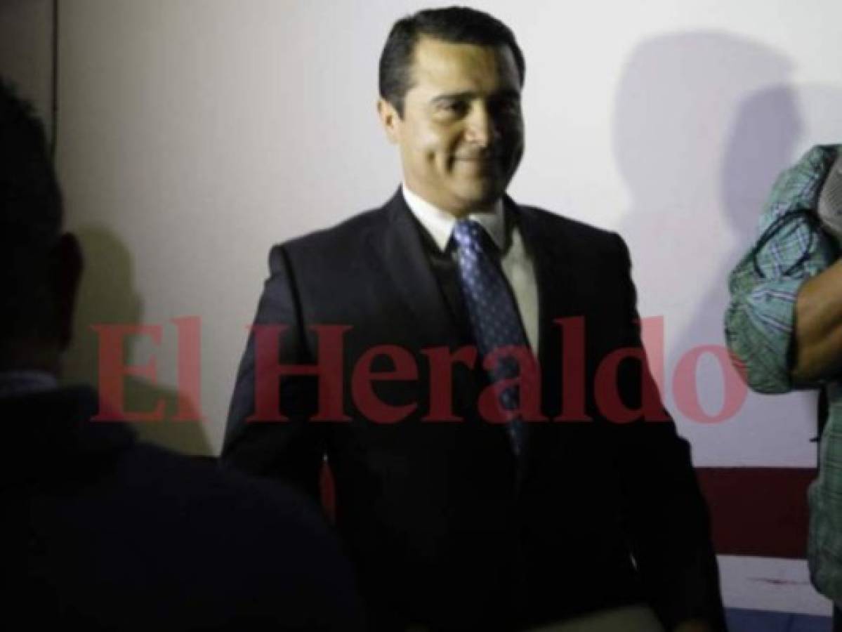 Juez de Nueva York niega a Tony Hernández defenderse en libertad