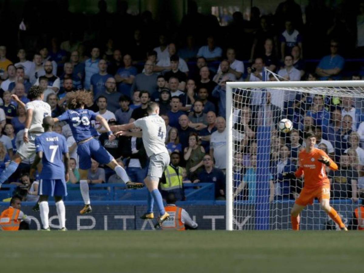 Cesc Fábregas y Álvaro Morata dan el triunfo al Chelsea ante el Everton  