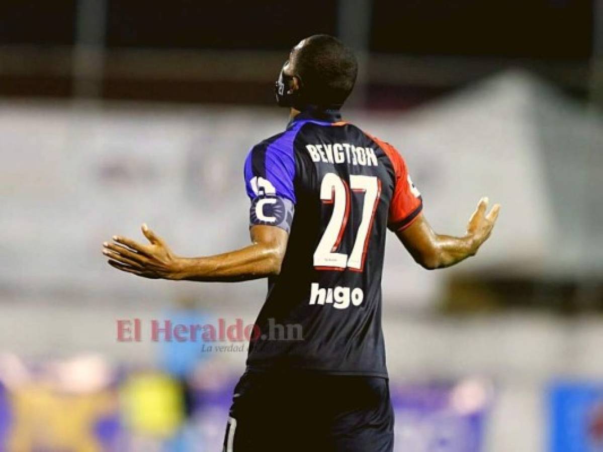 Jerry Bengtson va por su tercer título consecutivo de goleo en la Liga Nacional de Honduras