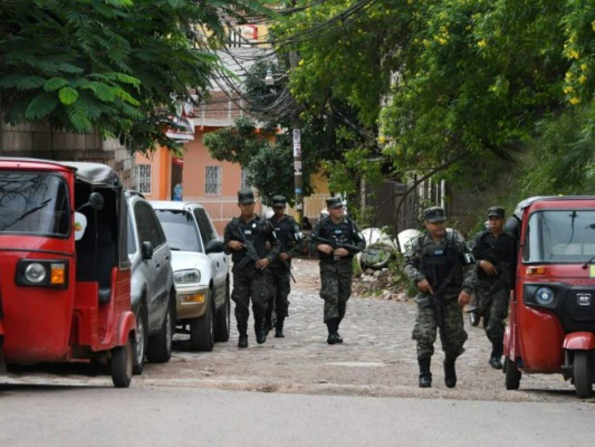 Policía Militar llegó a varias colonias donde las pandillas no dejan realizar la campaña electoral en Honduras