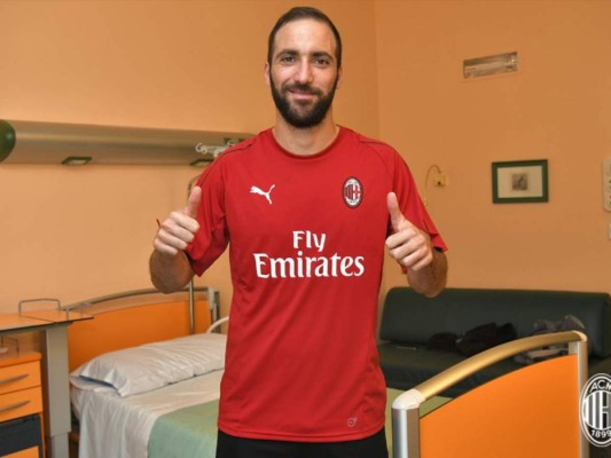 Gonzalo Higuaín deja la Juventus y ficha para el AC Millan