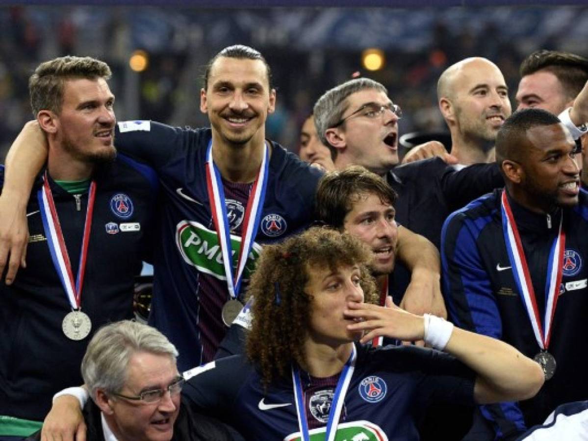 Ibrahimovic brinda una última Copa al París SG en su adiós