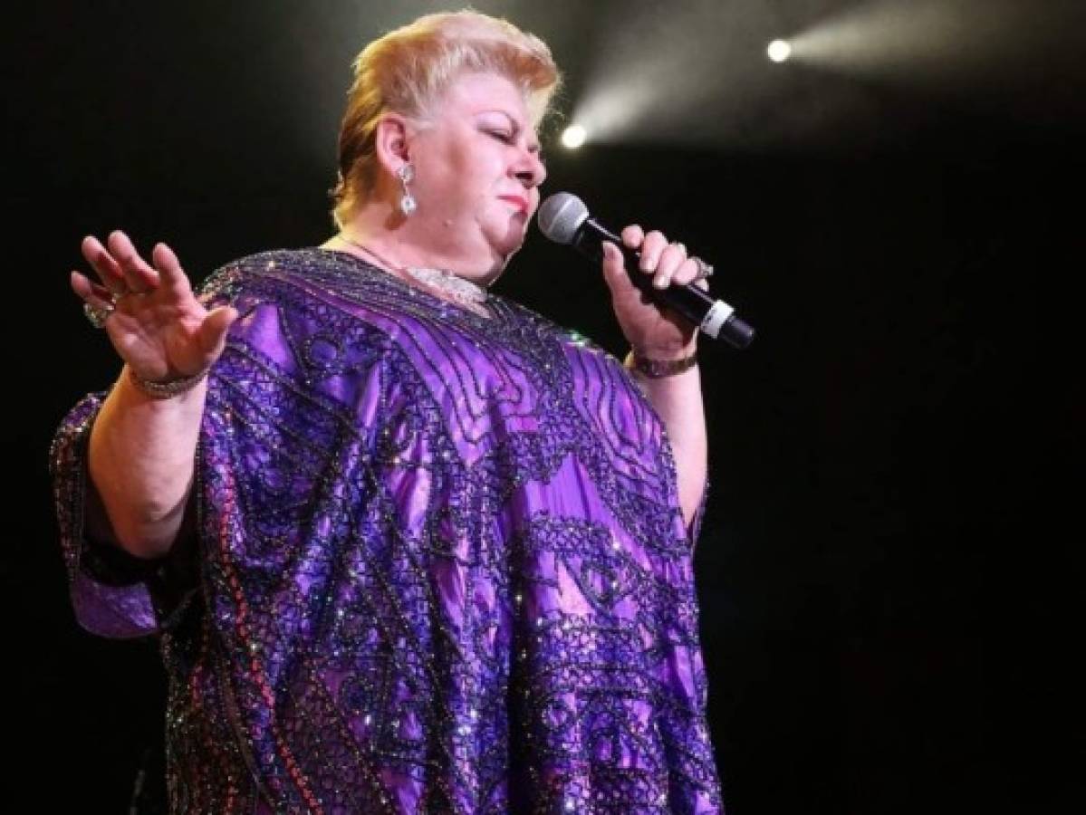 Hospitalizan a Paquita la del Barrio por trombosis pulmonar