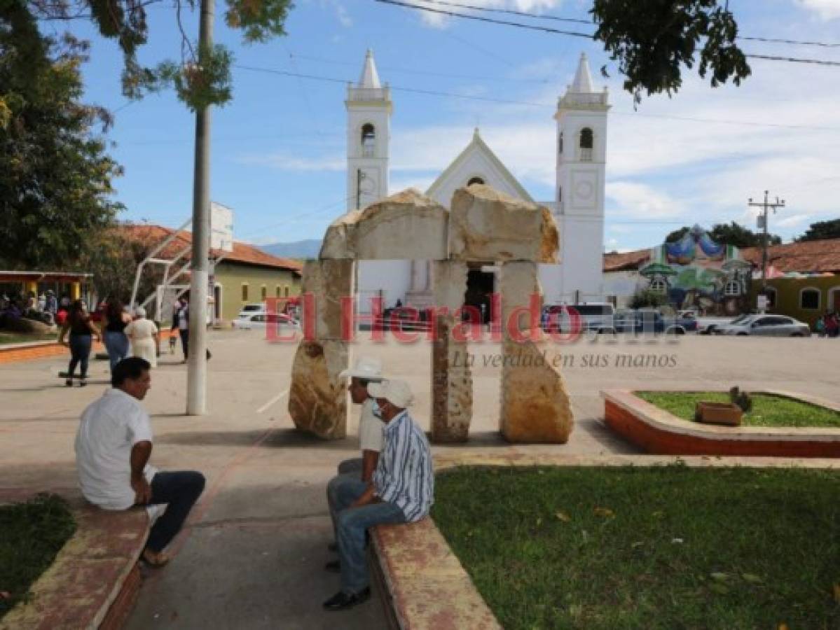 Habitantes de Cantarranas salen a votar para mantener el legado de 'Paquito' Gaitán