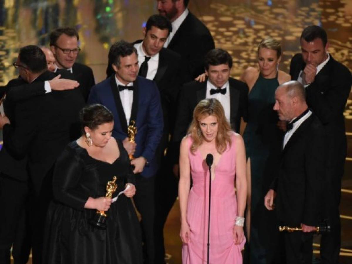 Spotlight se 'roba' la estatuilla, DiCaprio ganó su primer Oscar y LA sale triunfante