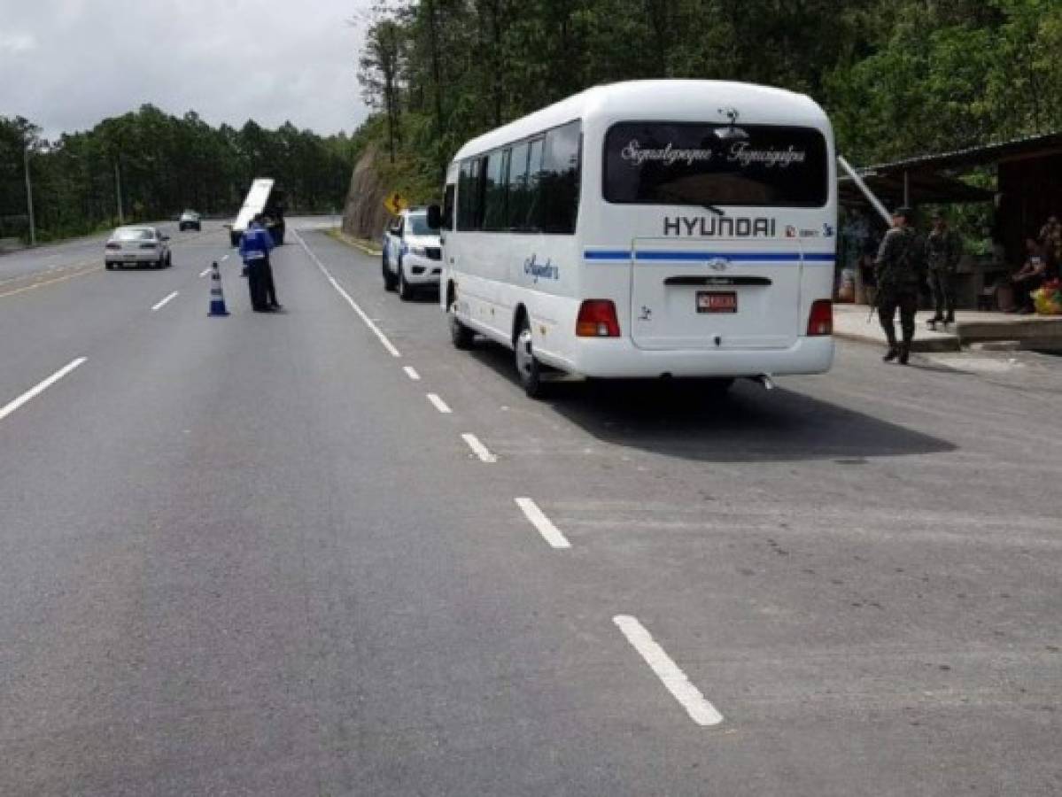 Un muerto y cuatro heridos deja tiroteo dentro de un bus de ruta interurbano en Comayagua