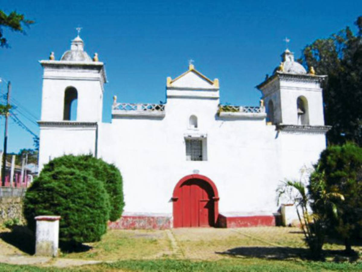 Santa Ana celebra su fiesta patronal