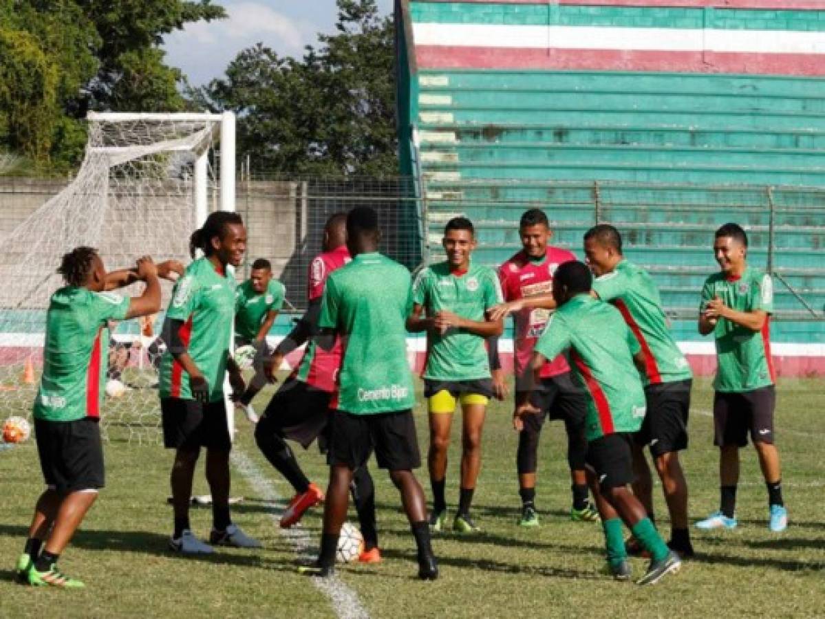 Los jugadores del Marathón antes de comenzar la práctica en San Pedro Sula. Foto: Delmer Martínez / Grupo Opsa.