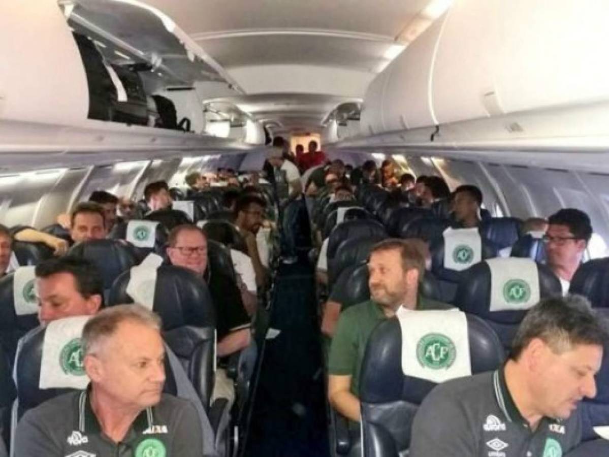 Vuelo de LaMia se estrella en Medellín y mueren 71 personas, entre ellos el club Chapecoense