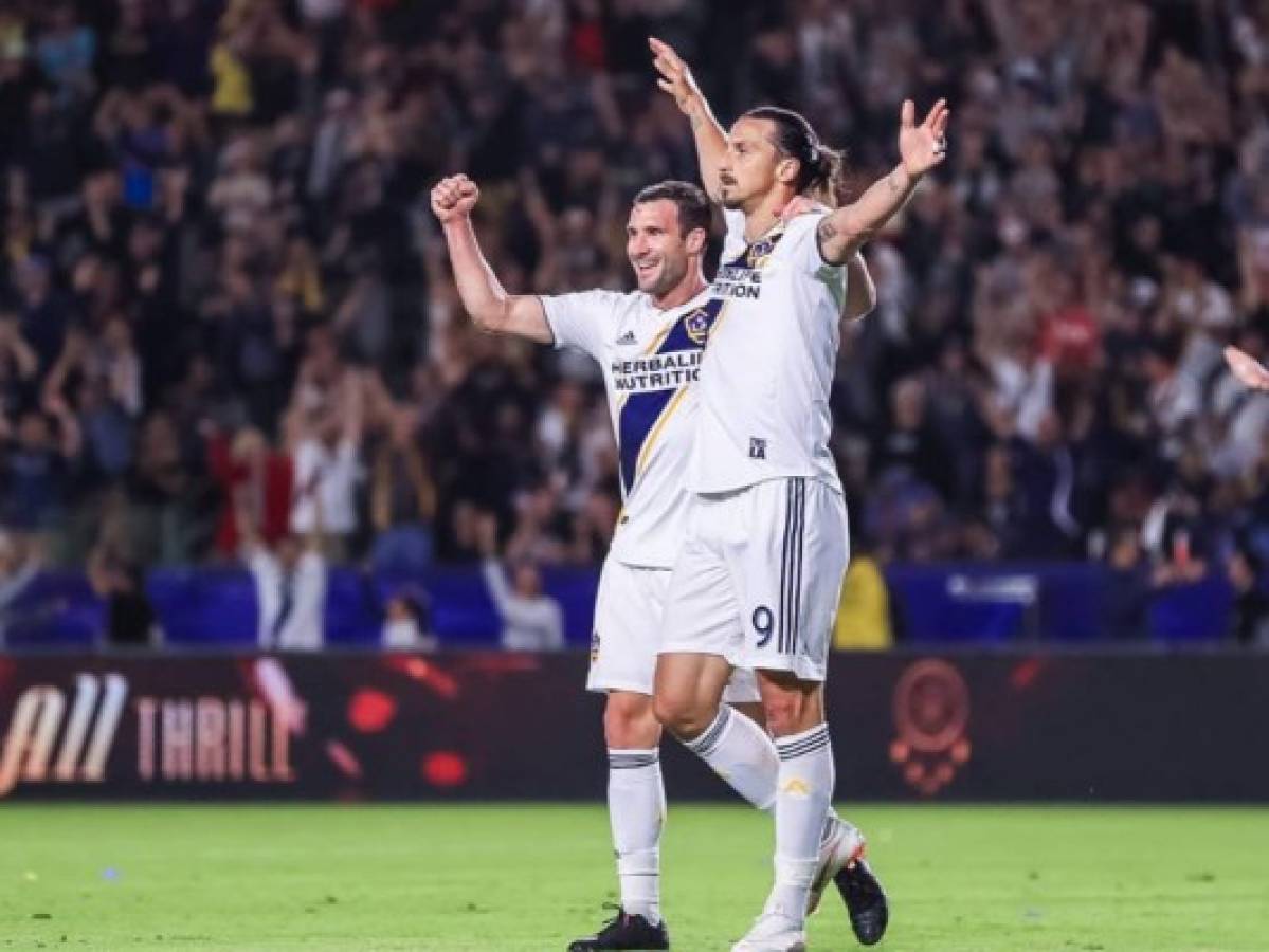 Ibrahimovic no se plantea volver a jugar en Europa