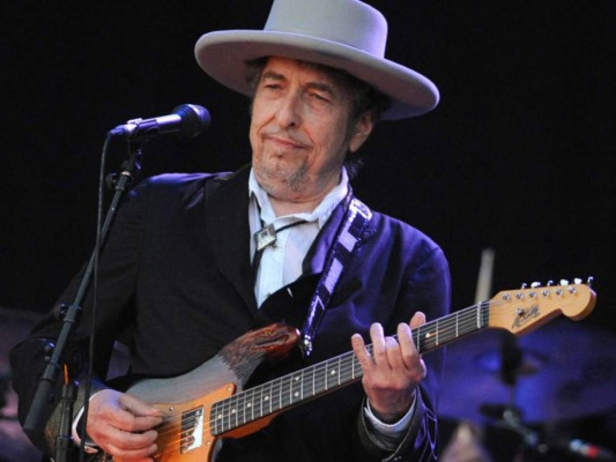 La Academia Sueca desiste en su intento de contactar a Bob Dylan