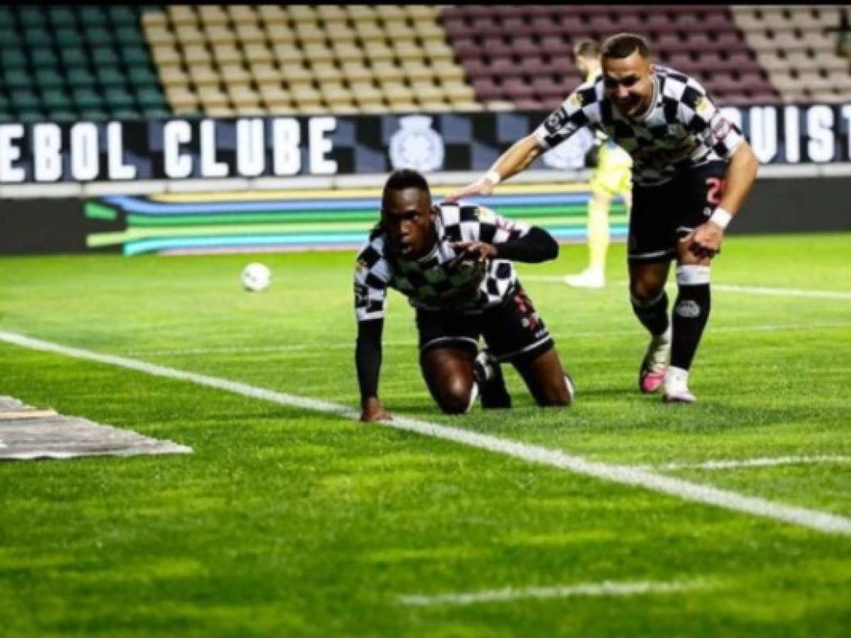 Alberth Elis se ha ido ganando el puesto de titular en el Boavista en esta primera parte de la temporada. Foto: Instagram