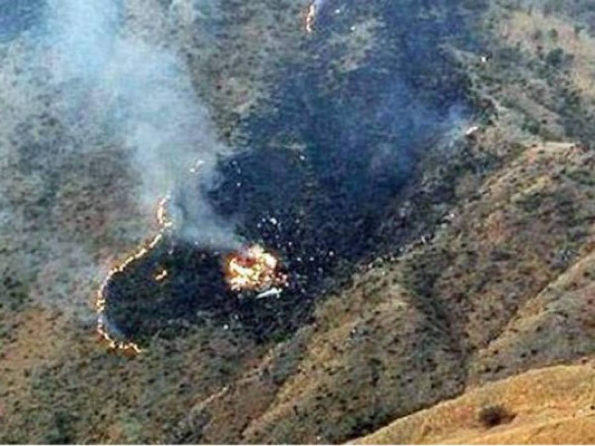 Avión paquistaní con 47 personas a bordo se estrelló