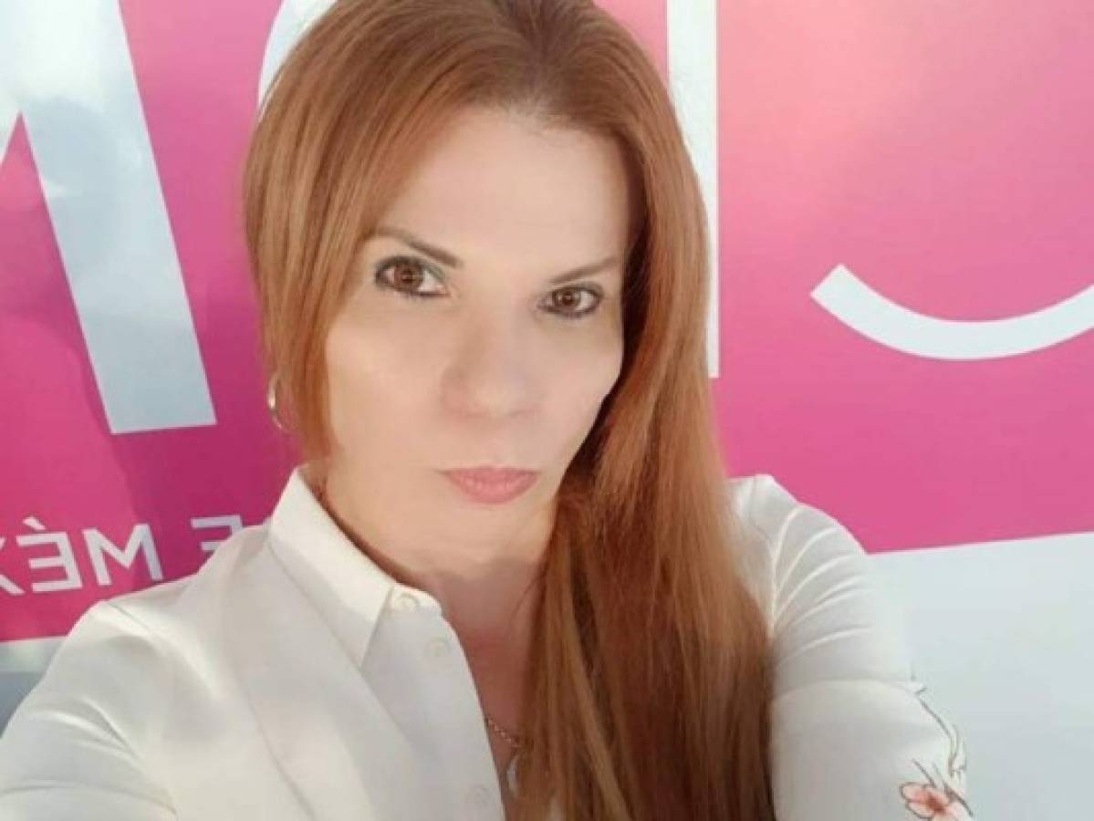 Mhoni Vidente predice muerte de político en accidente aéreo: 'Veo como el avión se estrella en la ciudad'