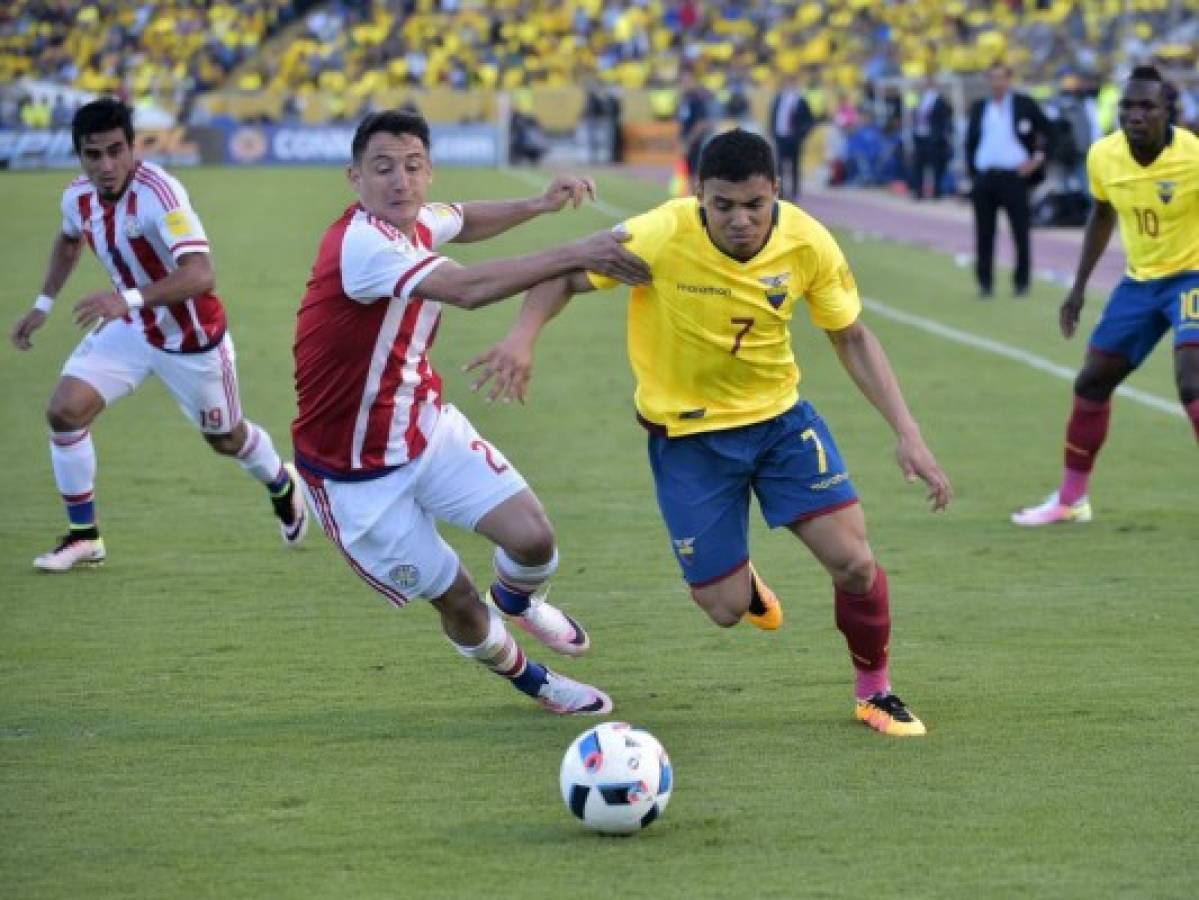 Frenón al líder, Ecuador sufre pero empata 2-2 ante Paraguay en Quito