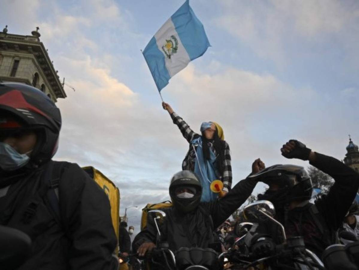 Guatemala inicia diálogo para definir presupuesto en medio de protestas