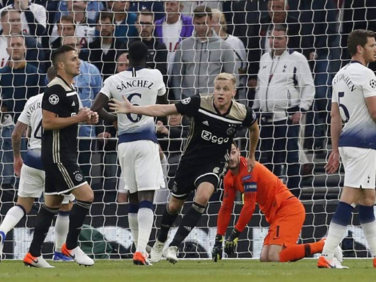 Ajax derrotó 1-0 al Tottenham y tiene un pie en la final de la Champions