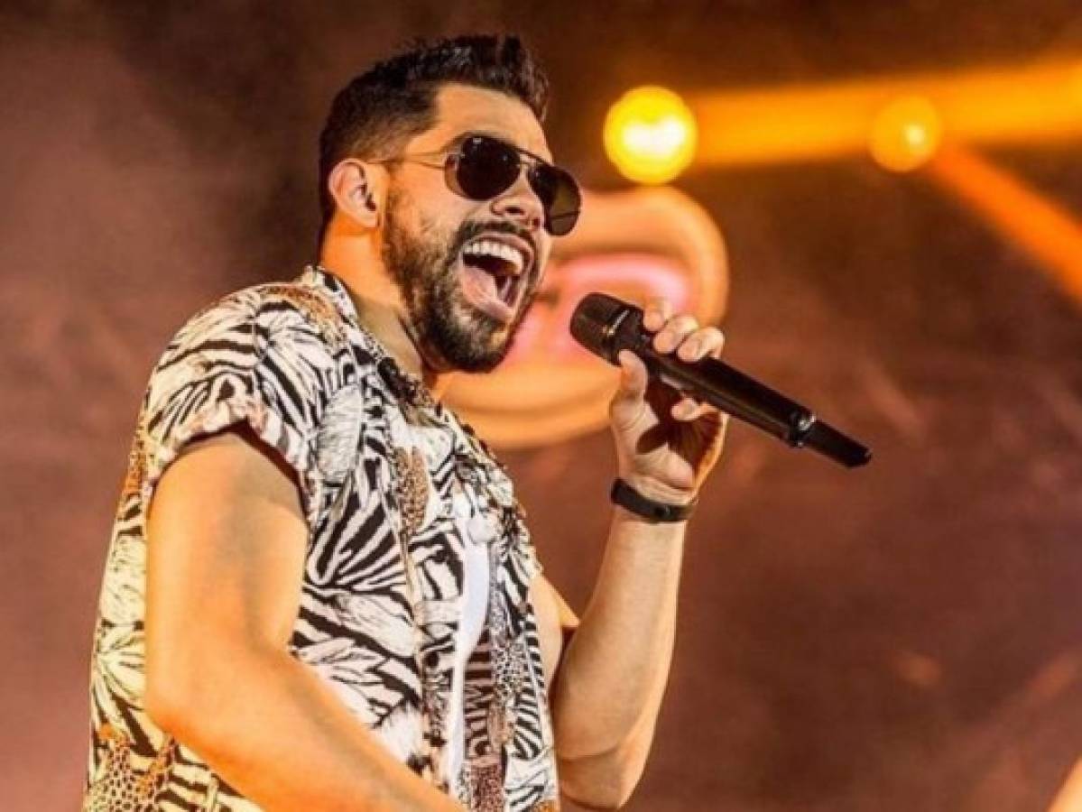 Cantante del hit del verano en Brasil muere en accidente aéreo 